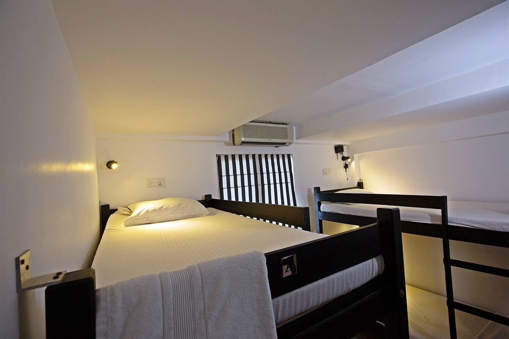 Auberge de jeunesse Clock *